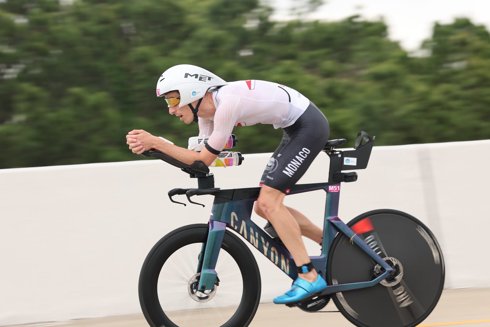 Mathieu en position contre-la-montre sur son vélo Canyon lors de l'Ironman Texas